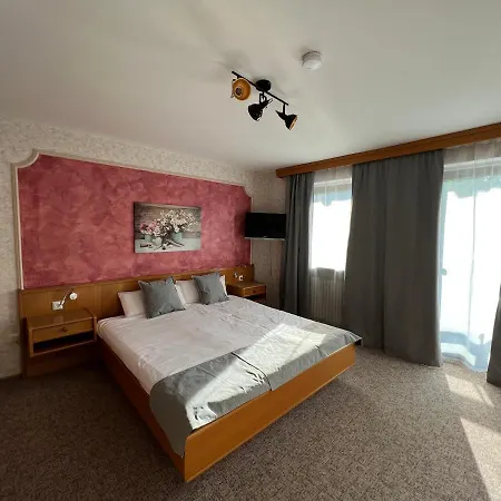 Hochfeld Aparthotel Schönau am Königssee