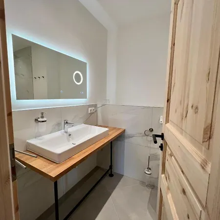 Hochfeld Aparthotel 3*